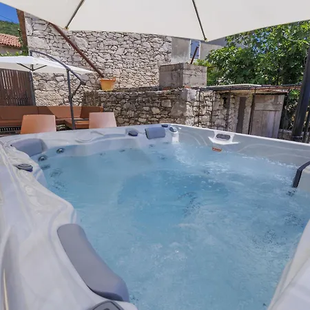 Casa Di Nelo By Interhome *