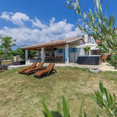 Di Nelo By Interhome * Labin (Istria)